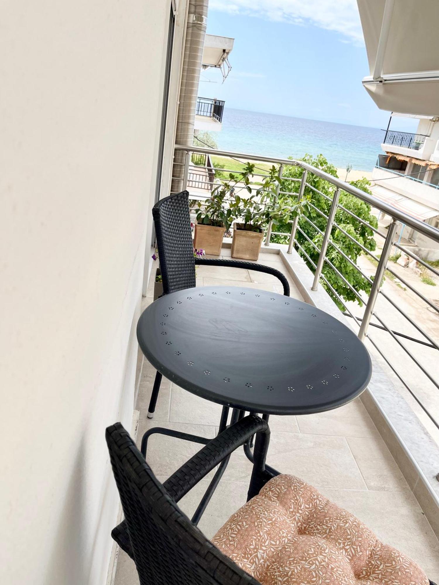 The Beach House Paralia Dionysiou Exterior foto